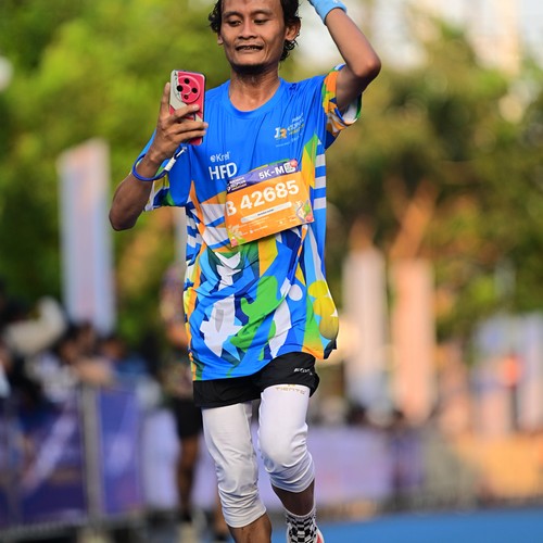 Race photo from SURABAYA ISOPLUS MARATHON 2026