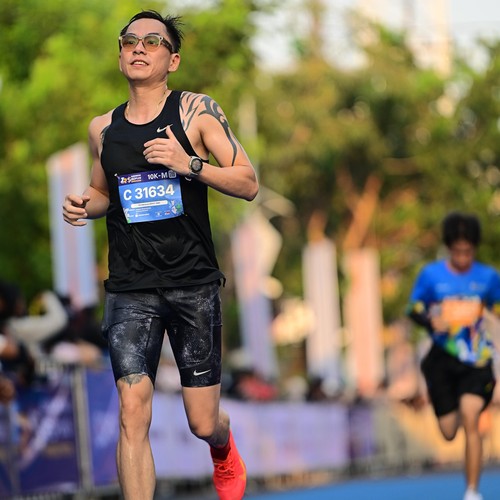 Race photo from SURABAYA ISOPLUS MARATHON 2026