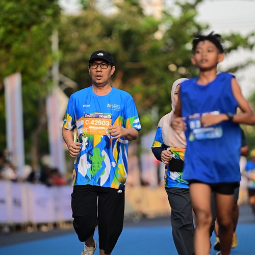 Race photo from SURABAYA ISOPLUS MARATHON 2026