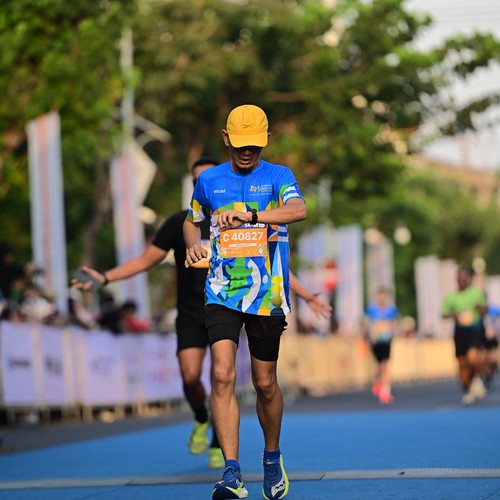 Race photo from SURABAYA ISOPLUS MARATHON 2026