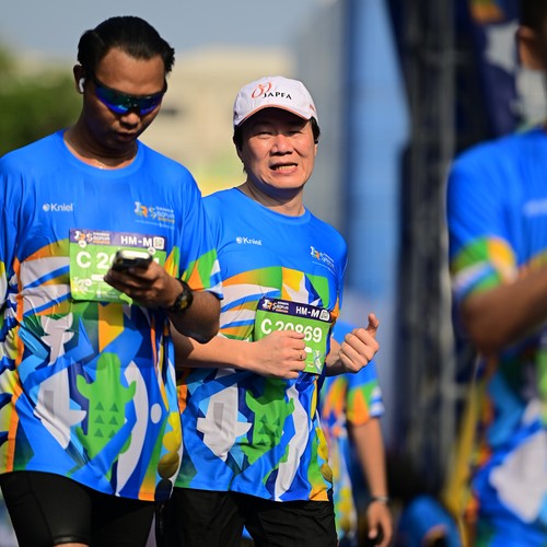 Race photo from SURABAYA ISOPLUS MARATHON 2026