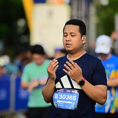 Race photo from SURABAYA ISOPLUS MARATHON 2026