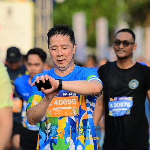 Race photo from SURABAYA ISOPLUS MARATHON 2026