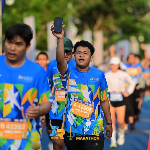 Race photo from SURABAYA ISOPLUS MARATHON 2026