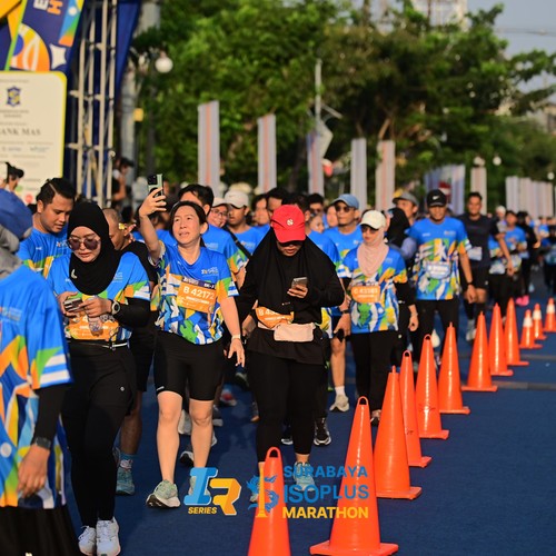 Race photo from SURABAYA ISOPLUS MARATHON 2026