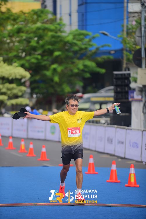 Race photo from SURABAYA ISOPLUS MARATHON 2025