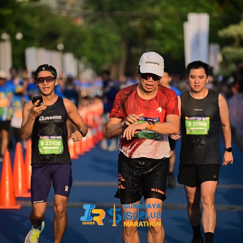 Race photo from SURABAYA ISOPLUS MARATHON 2026