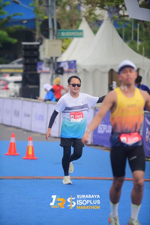 Race photo from SURABAYA ISOPLUS MARATHON 2025