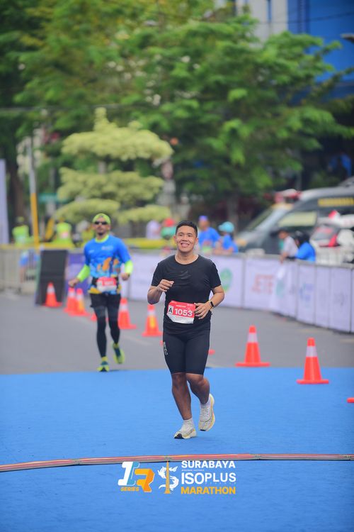 Race photo from SURABAYA ISOPLUS MARATHON 2025