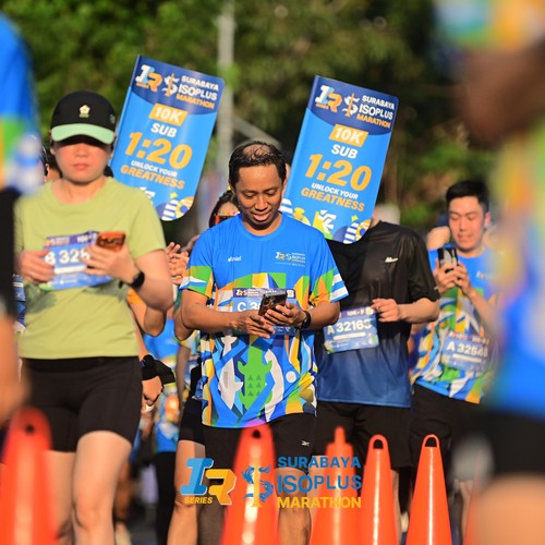Race photo from SURABAYA ISOPLUS MARATHON 2026
