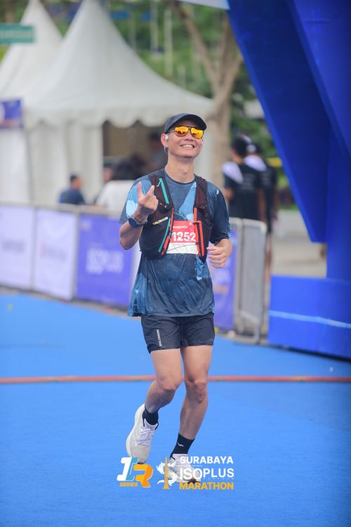 Race photo from SURABAYA ISOPLUS MARATHON 2025