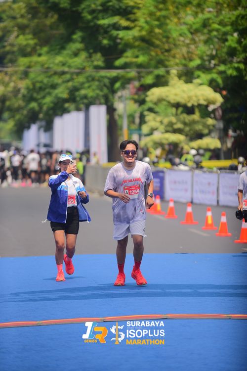 Race photo from SURABAYA ISOPLUS MARATHON 2025