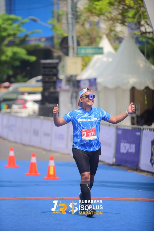 Race photo from SURABAYA ISOPLUS MARATHON 2025