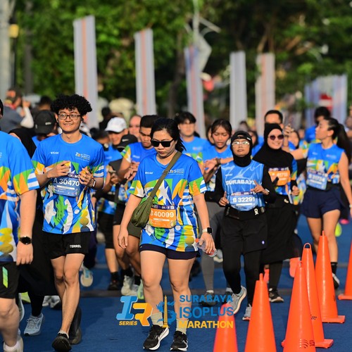 Race photo from SURABAYA ISOPLUS MARATHON 2026