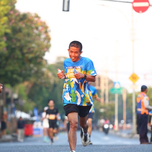 Race photo from SURABAYA ISOPLUS MARATHON 2026