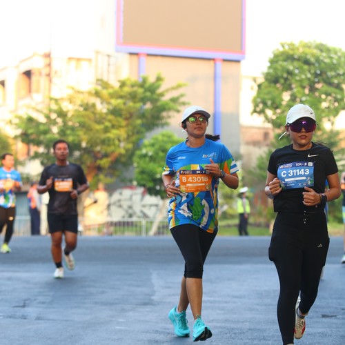 Race photo from SURABAYA ISOPLUS MARATHON 2026