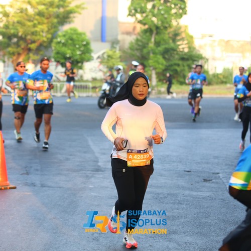 Race photo from SURABAYA ISOPLUS MARATHON 2026