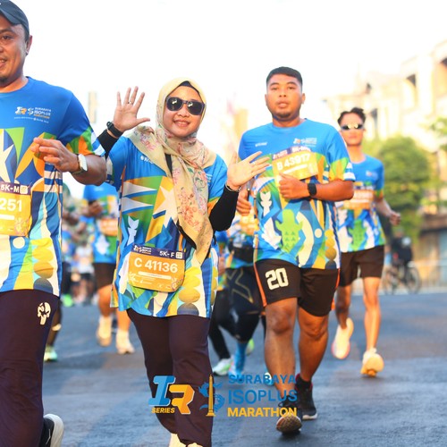 Race photo from SURABAYA ISOPLUS MARATHON 2026