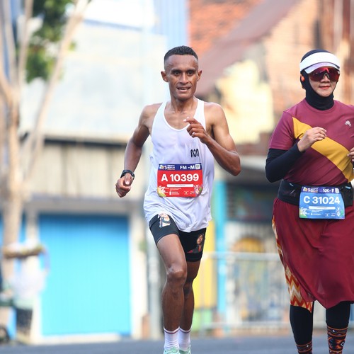 Race photo from SURABAYA ISOPLUS MARATHON 2026
