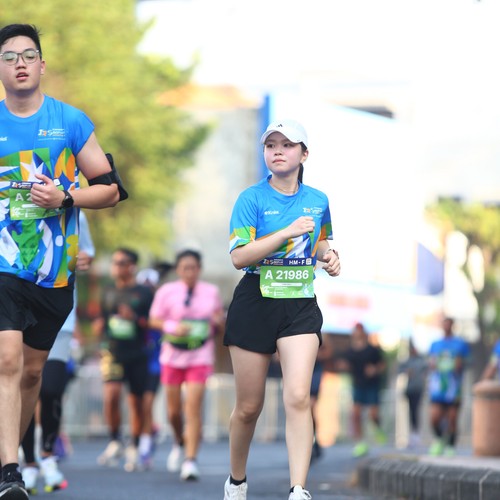 Race photo from SURABAYA ISOPLUS MARATHON 2026