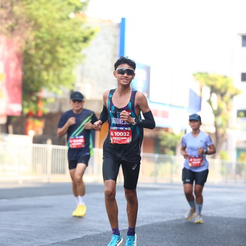 Race photo from SURABAYA ISOPLUS MARATHON 2026