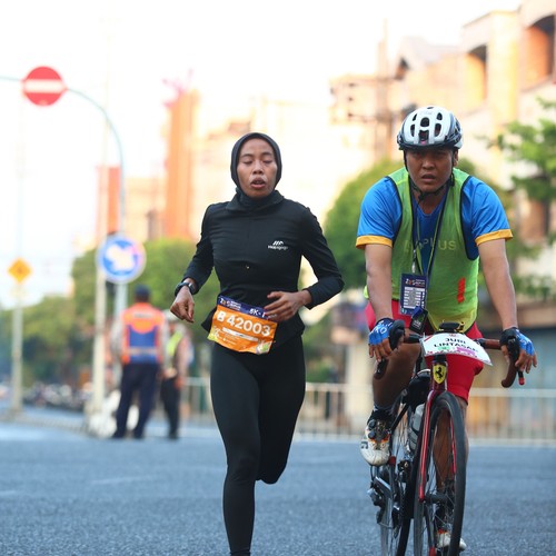 Race photo from SURABAYA ISOPLUS MARATHON 2026