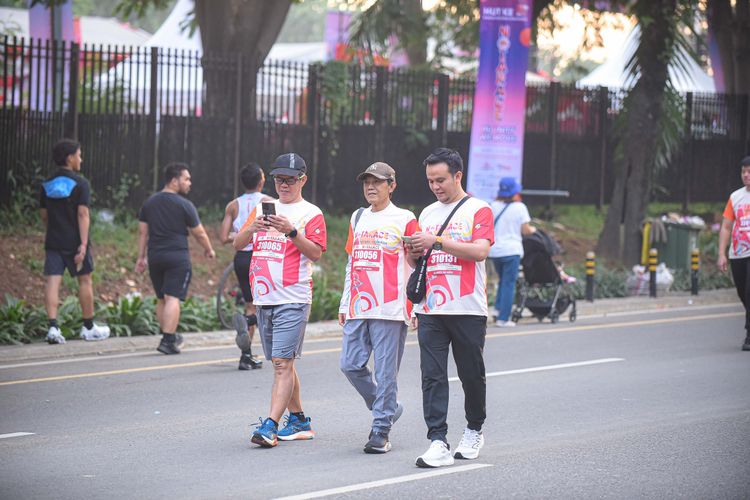 Race photo from NOTARACE 2025