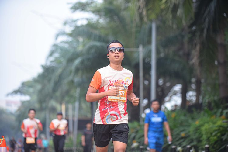 Race photo from NOTARACE 2025