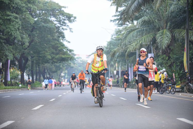 Race photo from NOTARACE 2025
