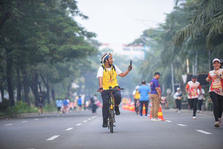 Race photo from NOTARACE 2025