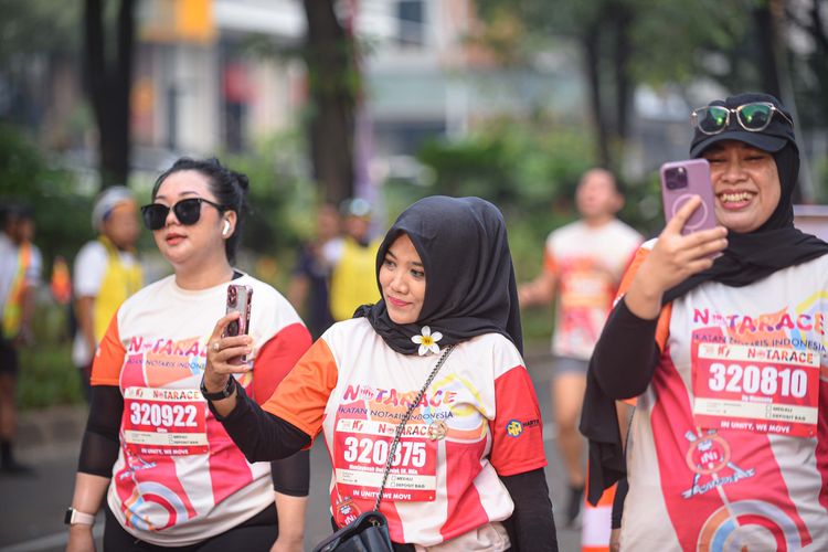 Race photo from NOTARACE 2025