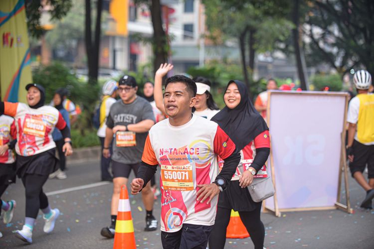 Race photo from NOTARACE 2025