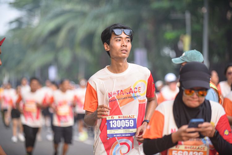 Race photo from NOTARACE 2025