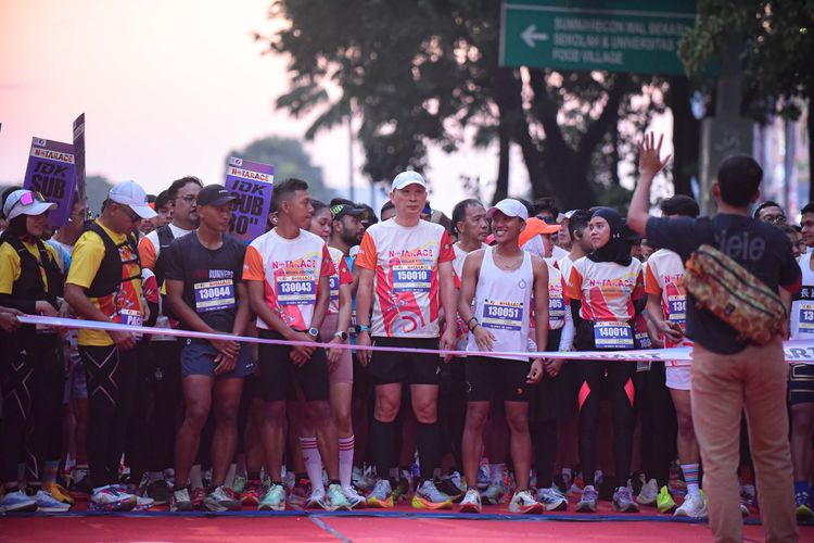 Race photo from NOTARACE 2025
