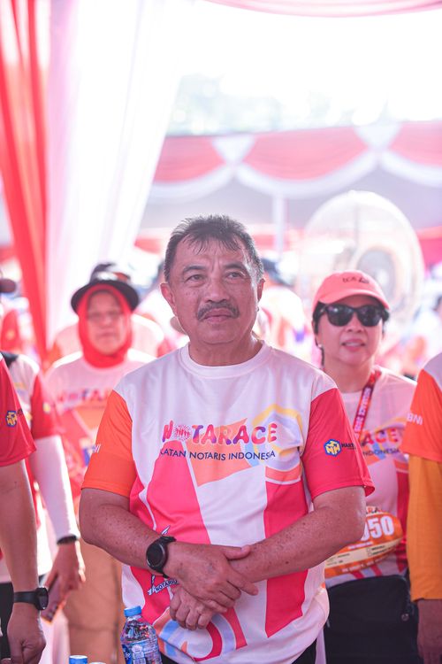 Race photo from NOTARACE 2025