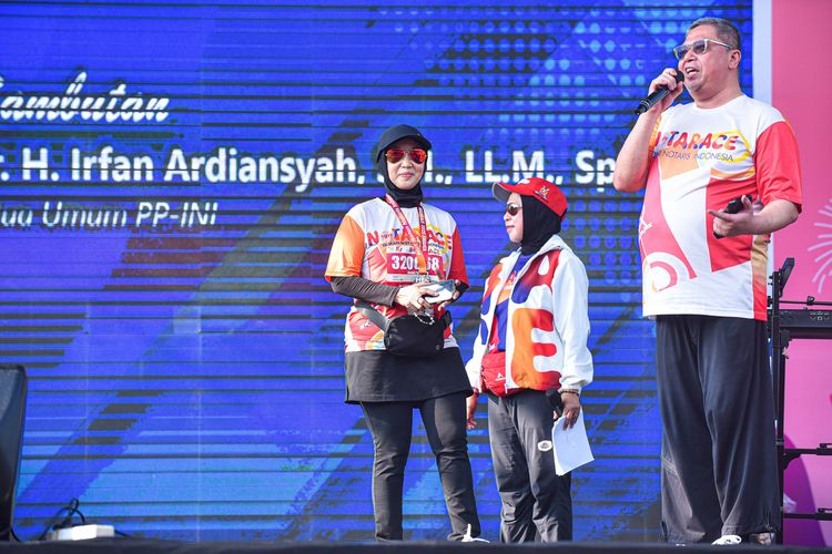 Race photo from NOTARACE 2025