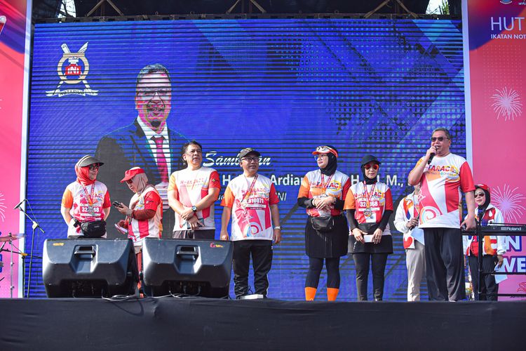 Race photo from NOTARACE 2025