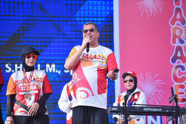 Race photo from NOTARACE 2025