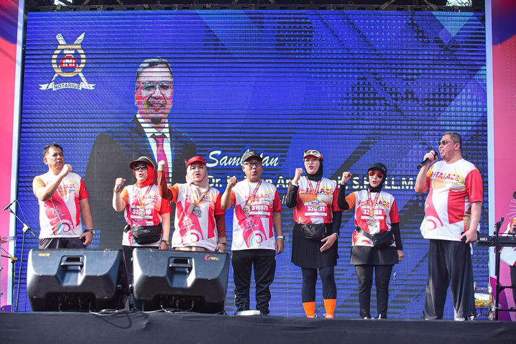 Race photo from NOTARACE 2025