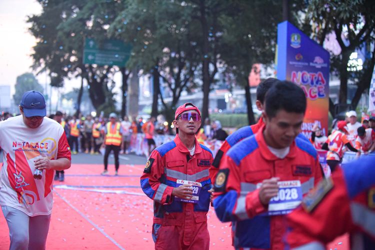 Race photo from NOTARACE 2025