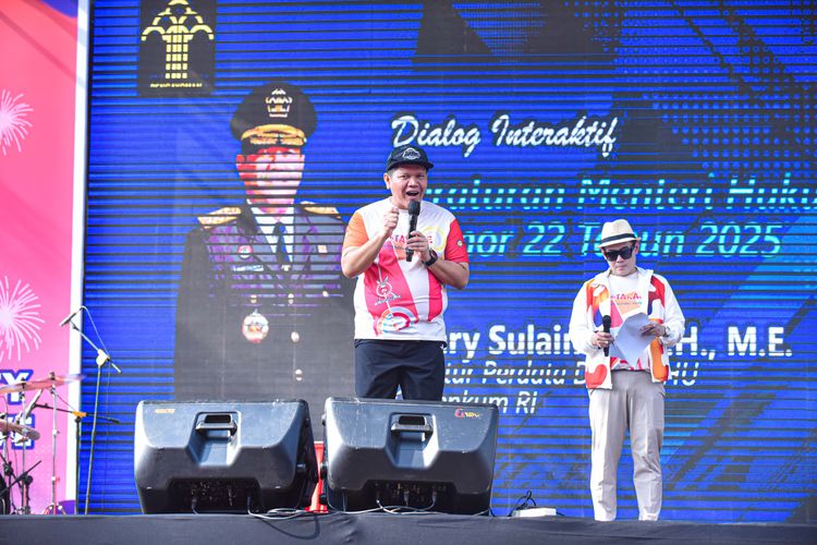 Race photo from NOTARACE 2025