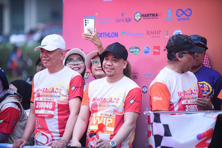 Race photo from NOTARACE 2025