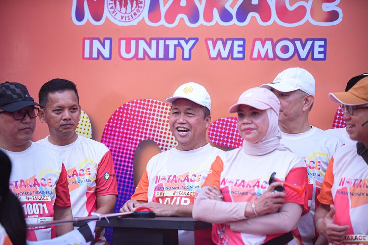 Race photo from NOTARACE 2025