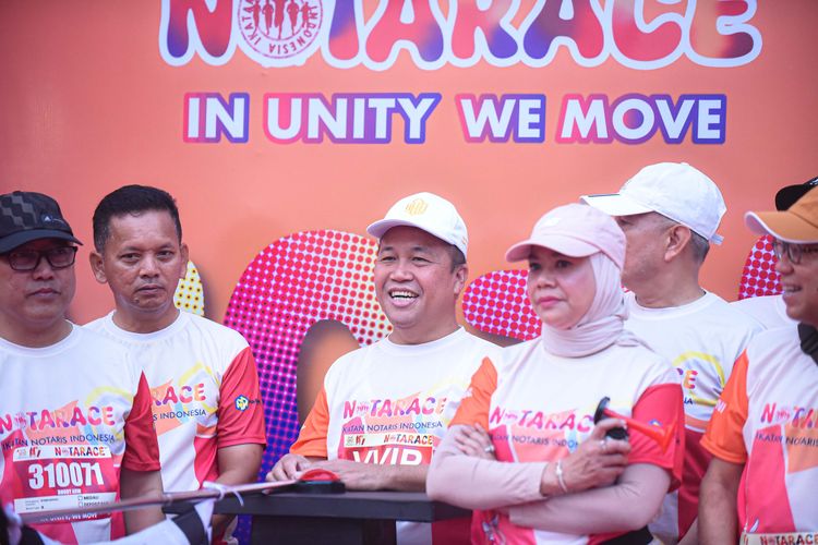 Race photo from NOTARACE 2025