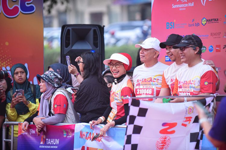 Race photo from NOTARACE 2025