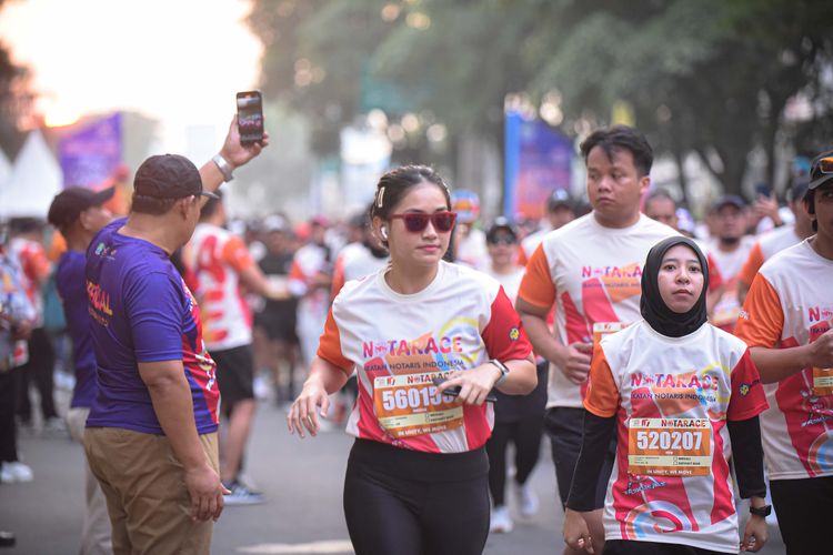 Race photo from NOTARACE 2025