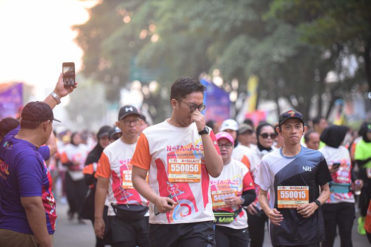 Race photo from NOTARACE 2025