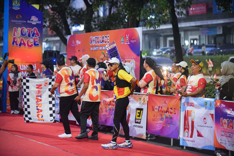 Race photo from NOTARACE 2025