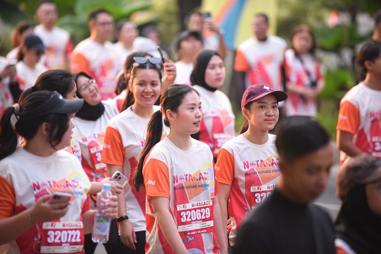 Race photo from NOTARACE 2025