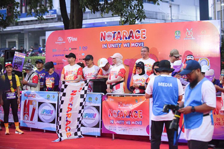 Race photo from NOTARACE 2025